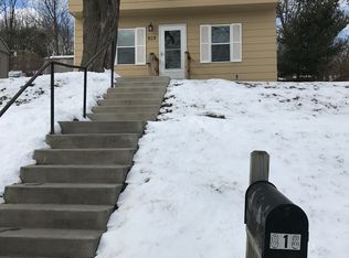 818 Hawthorn St, Red Wing, MN 55066