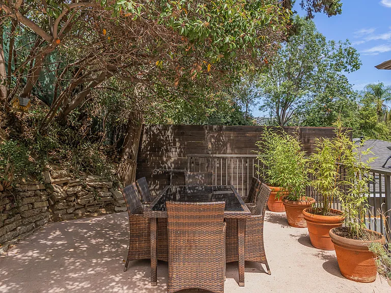 3831 Broadlawn Dr — Photo 33