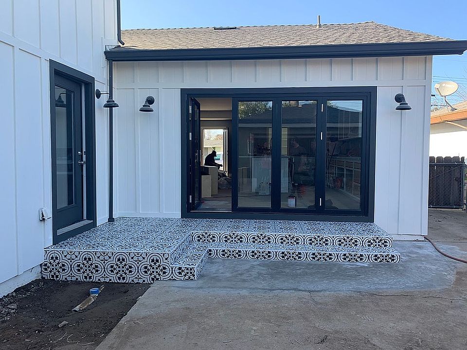 2nd image of 1617 53rd St