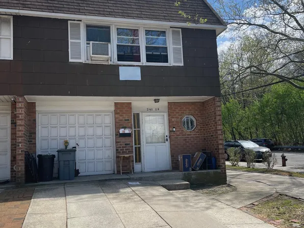 240-04 68th Avenue #31, Douglaston, NY 11362