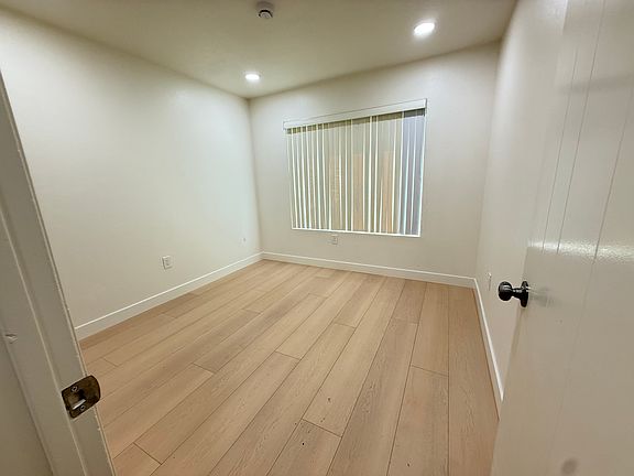 5th image of 7311 La Mancha Cir #A