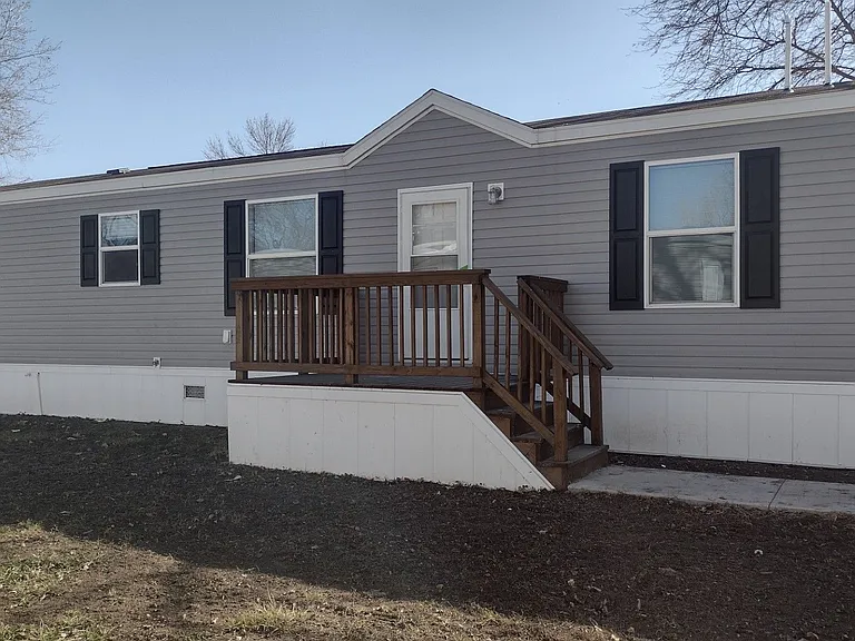 Siouxland Estates — Photo 15
