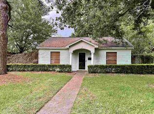 490 Giles St, Beaumont, TX 77705