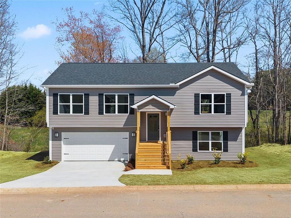 1st image of 226 Highland Pointe Dr