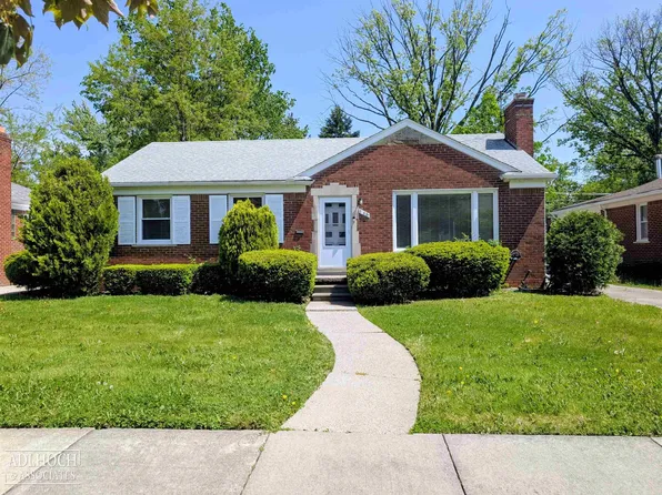 2168 Allard Ave, Grosse Pointe Woods, MI 48236
