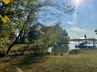 216 Cherokee Rd, Hendersonville, TN 37075