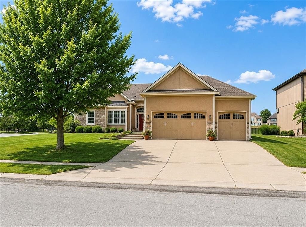1416 Cross Creek Dr