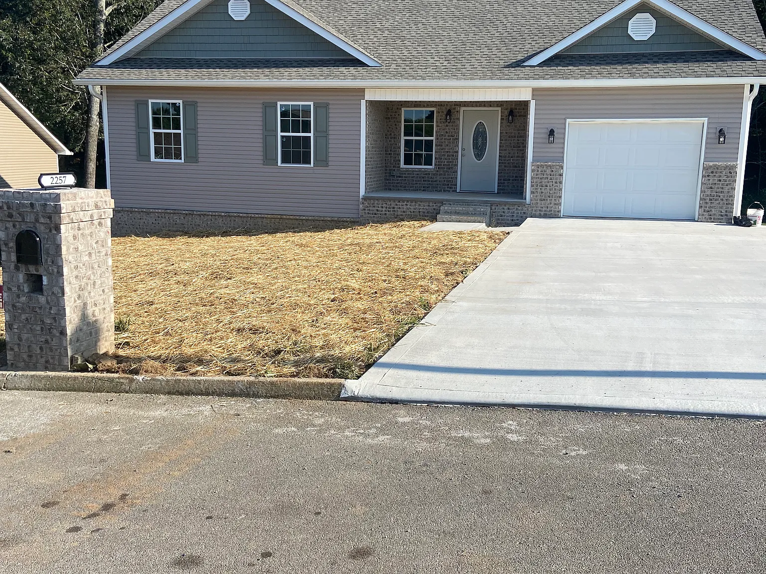 2257 Murphys Chapel Dr — Photo 1