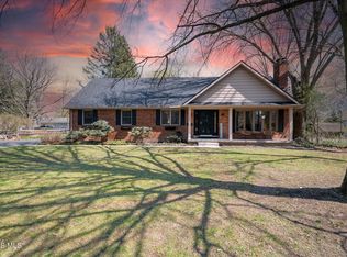 733 Findlay St, Perrysburg, OH