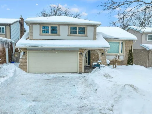 58 Autumn Hill Cres, Kitchener, ON N2N 1K6