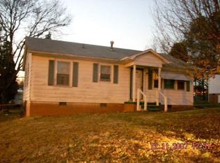 302 Shoaf St, Lexington, NC 27292