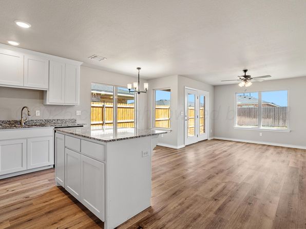 1109 Caprock St, Hereford, TX 79045