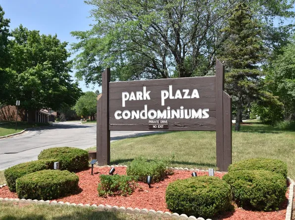 9030 North Park Plaza COURT, Brown Deer, WI 53223