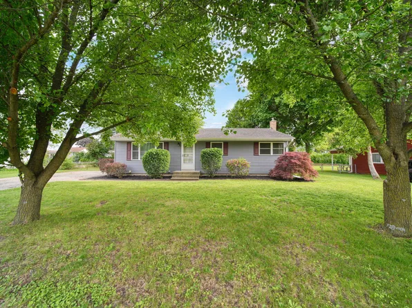1321 Michael Dr, Jackson, MI 49202