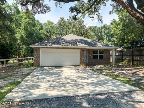 814 E Railroad St, Gulfport, MS 39501