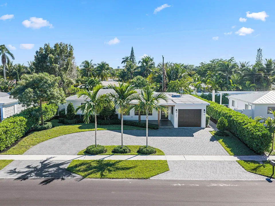 340 NE 23rd Way