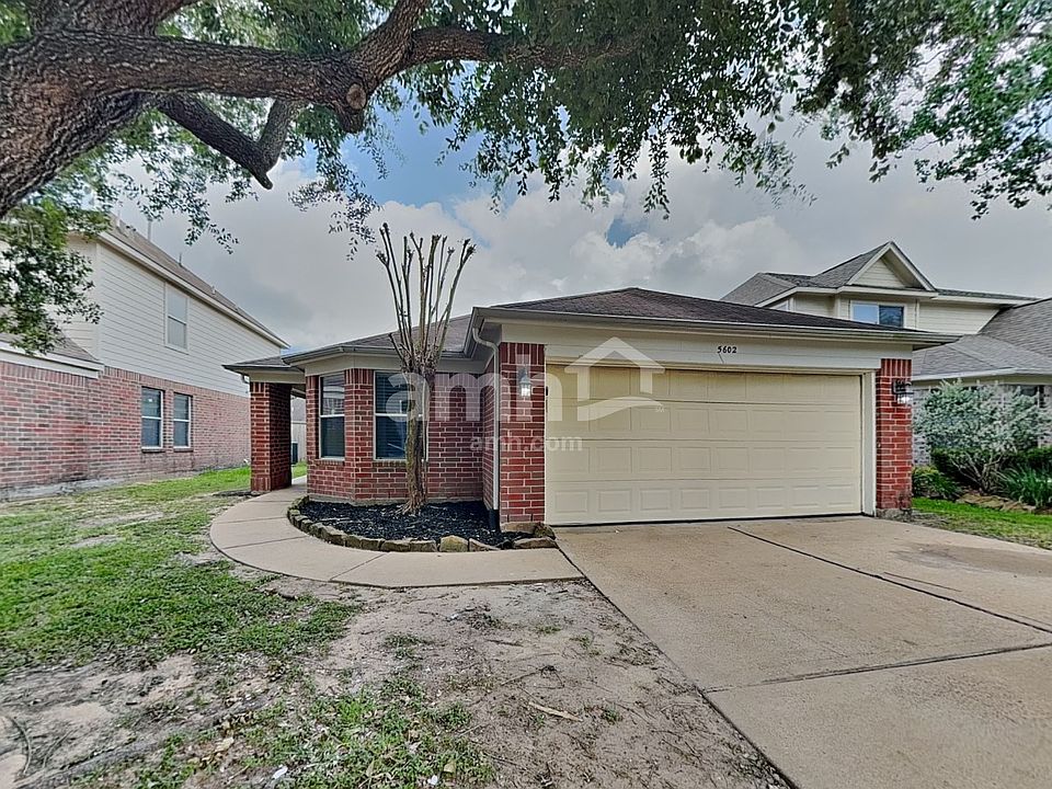 1st image of 5602 Darby Square Trl