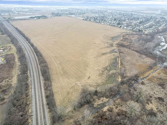 3rd image of 612 Tarlton Rd