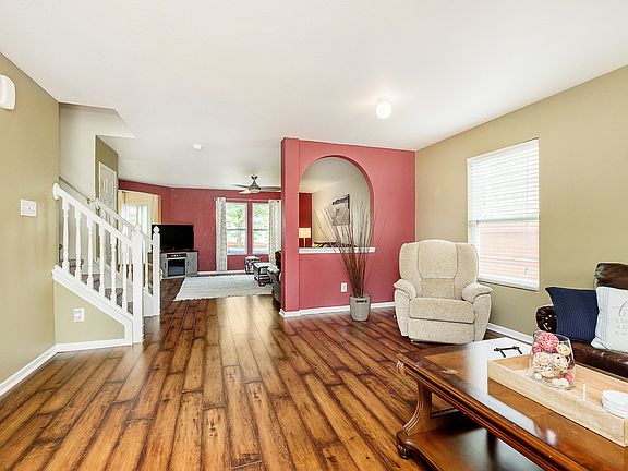 5th image of 15413 Harmon Pl