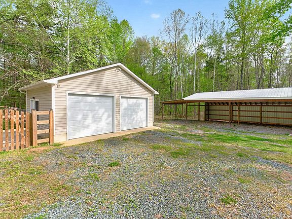 3rd image of 673 Cedar Lane Rd