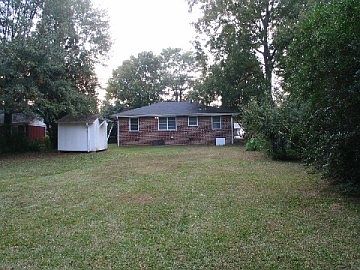 http://www.propertyboss.net/CustomerImages/EXCALIBR_92531/media/Properties/2203%20Rosser%20Terrace%20%20(23DE)\/zsmall_2203Ro%20by.jpg