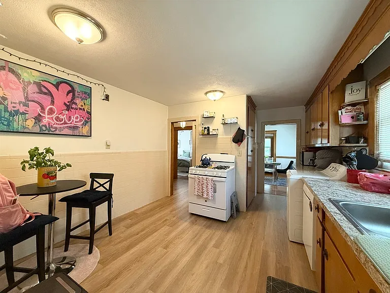 91 Shore Dr #2 — Photo 14