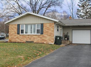 46 Tower Dr, Sun Prairie, WI 53590