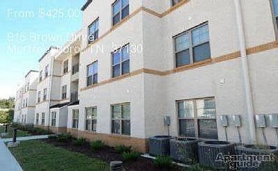 College Center Apartments