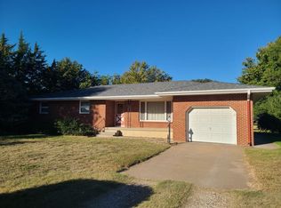 304 S Highland Ave, Assaria, KS 67416