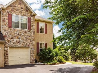 19 Abbott Ct, Eagleville, PA 19403