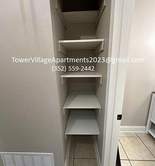 7423 SW 42nd Pl #1 — Photo 12
