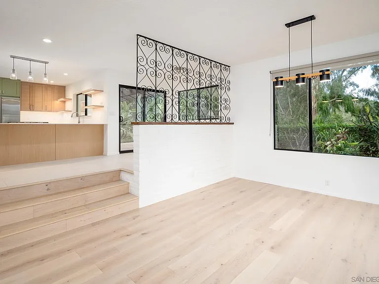 5406 Las Palomas — Photo 8