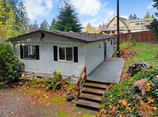 110 E Cedar St, Belfair, WA 98528