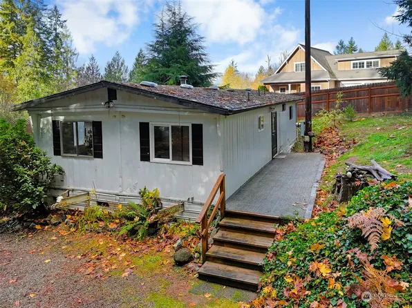110 E Cedar Street, Belfair, WA 98528