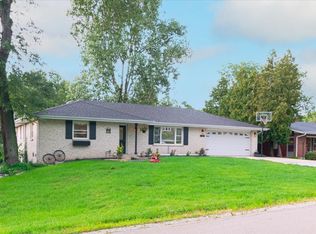 133 Barbara Ln, New Lenox, IL 60451