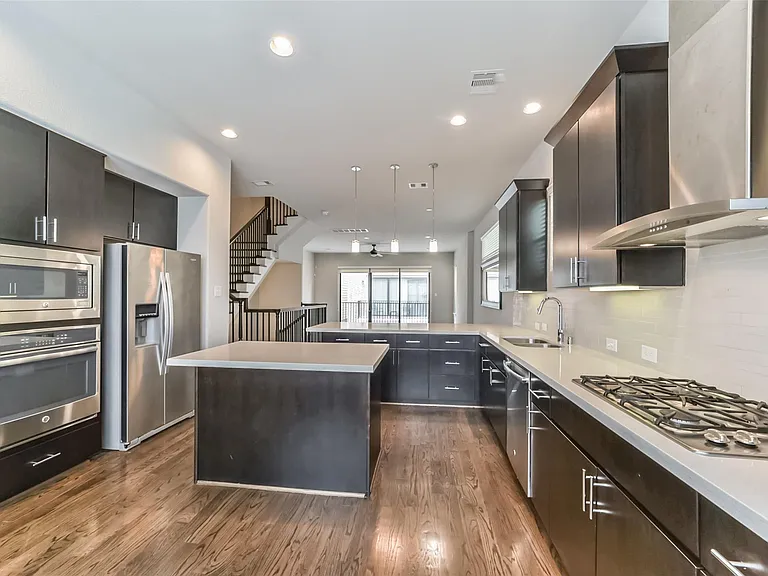 5309 Petty St — Photo 16