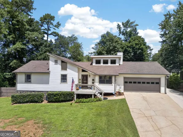 6164 Pinedale Ln, Douglasville, GA 30135