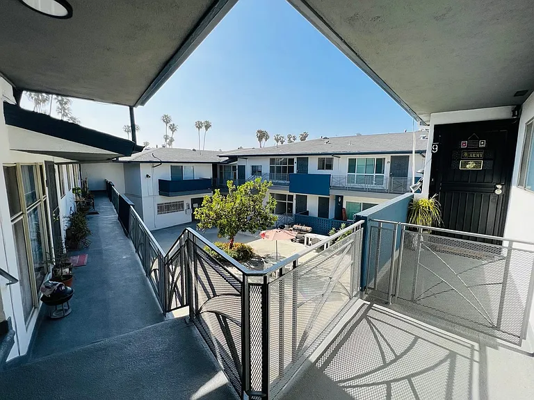 4000 Ursula Ave — Photo 25