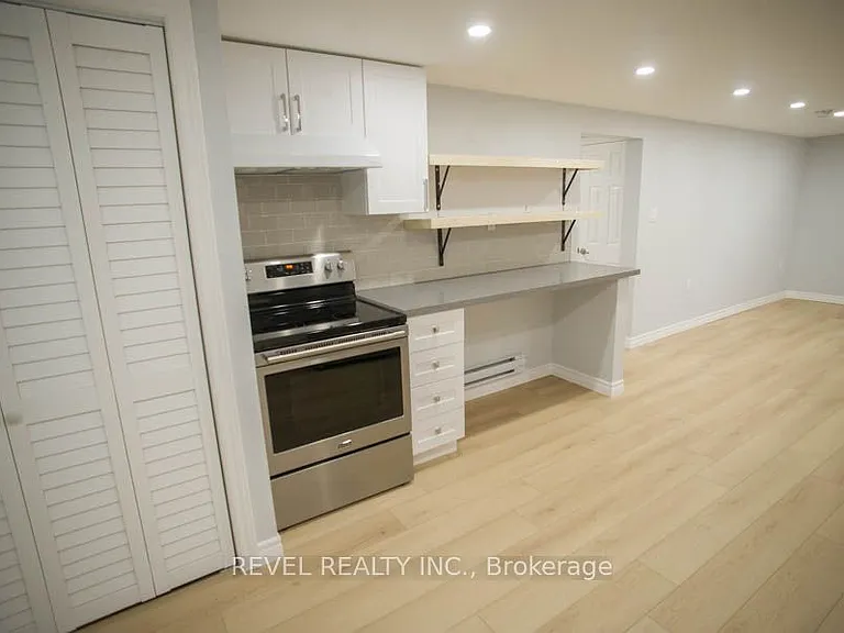 415 Chatham St #3 — Photo 6