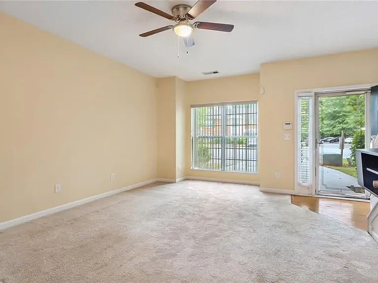 2849 Parkway Close — Photo 21