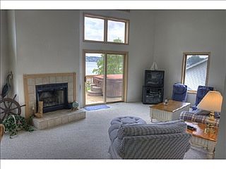 5th image of 1248 Candlewick Dr NW