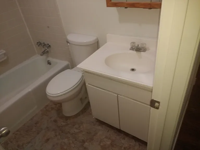 1026 Pleasant Valley Ln — Photo 11