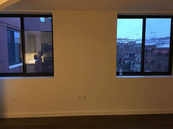 8722 51st Ave APT 4E, Flushing, NY 11373