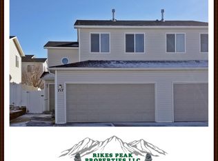 717 W 3rd St, Cheyenne, WY 82007