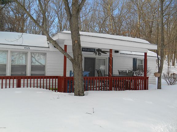 4th image of 4689 S Sylvan Blvd