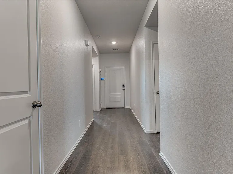 1004 Cotton Gin Ct — Photo 17