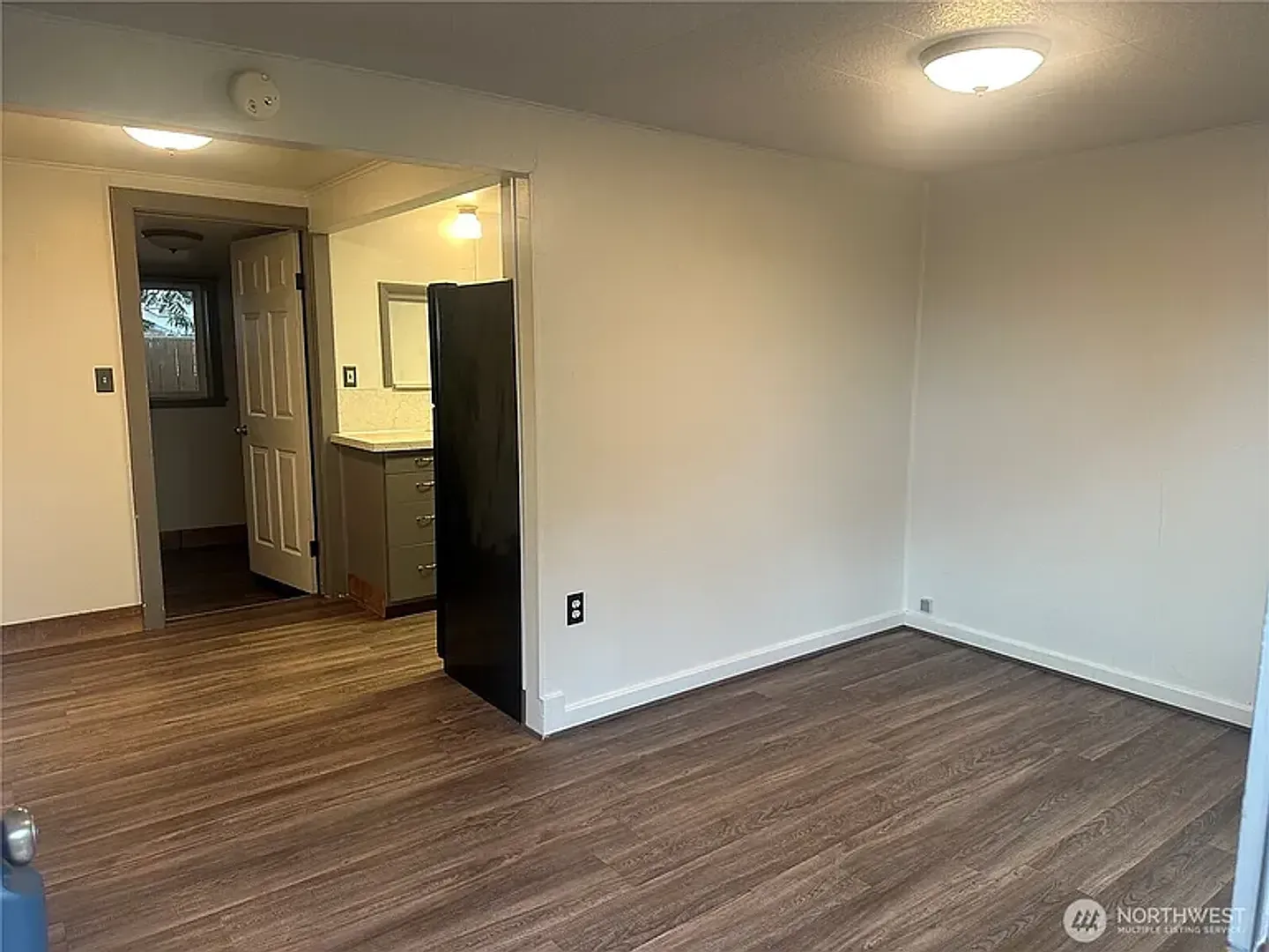 2 Bedroom, 1 Bathroom Home for Rent in Lynden! — Photo 3