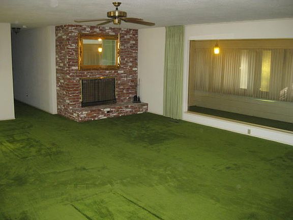 2nd image of 2745 Sierra Vista Dr