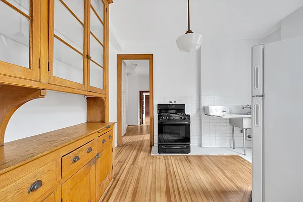 Sold by Compass | media 42