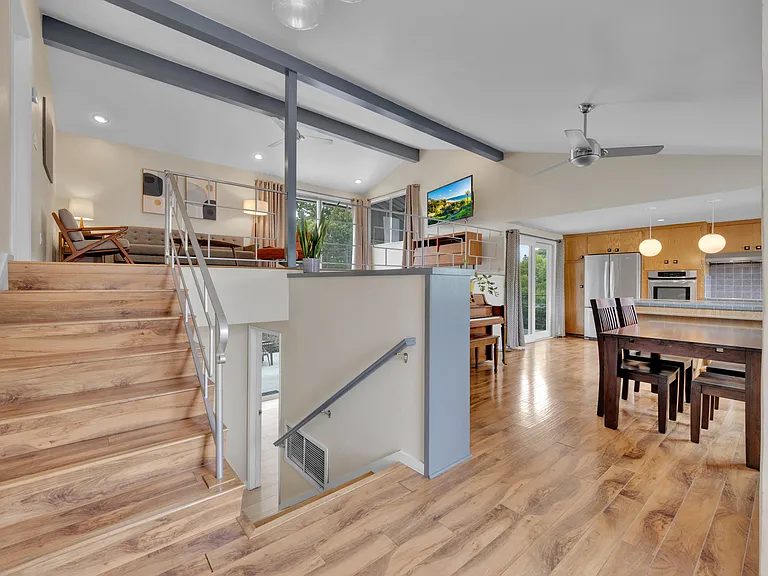 5621 Morro Way — Photo 1
